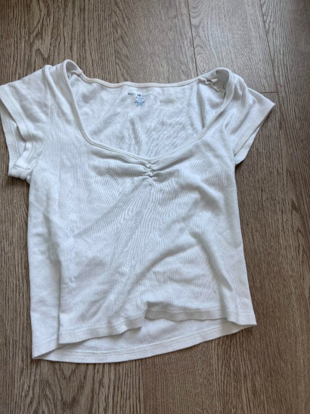 BRANDY MELVILLE WHITE TEE